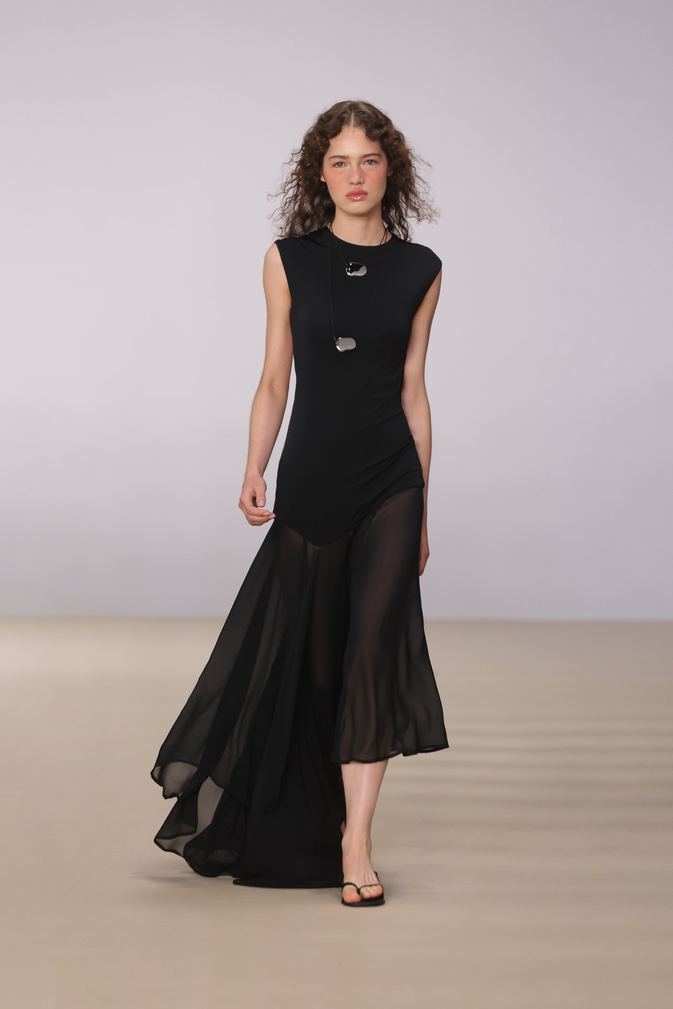 Alice Maxi Dress Black – Hansen & Gretel