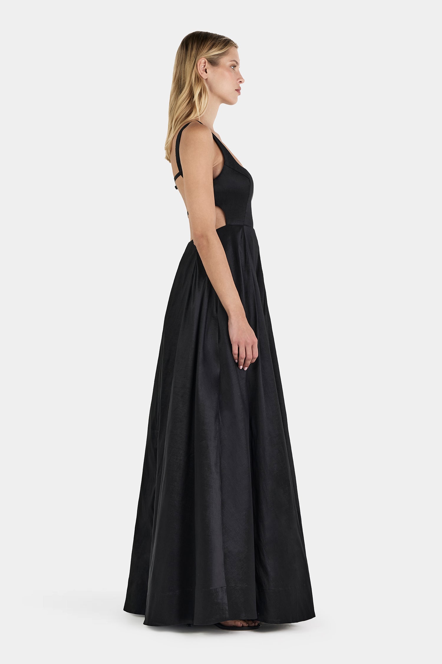 Aubrey Gown Black-M / BLACK Aubrey Gown Black-M / BLACK
