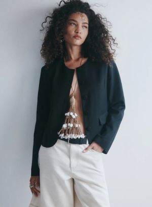 SHOP SUITING >