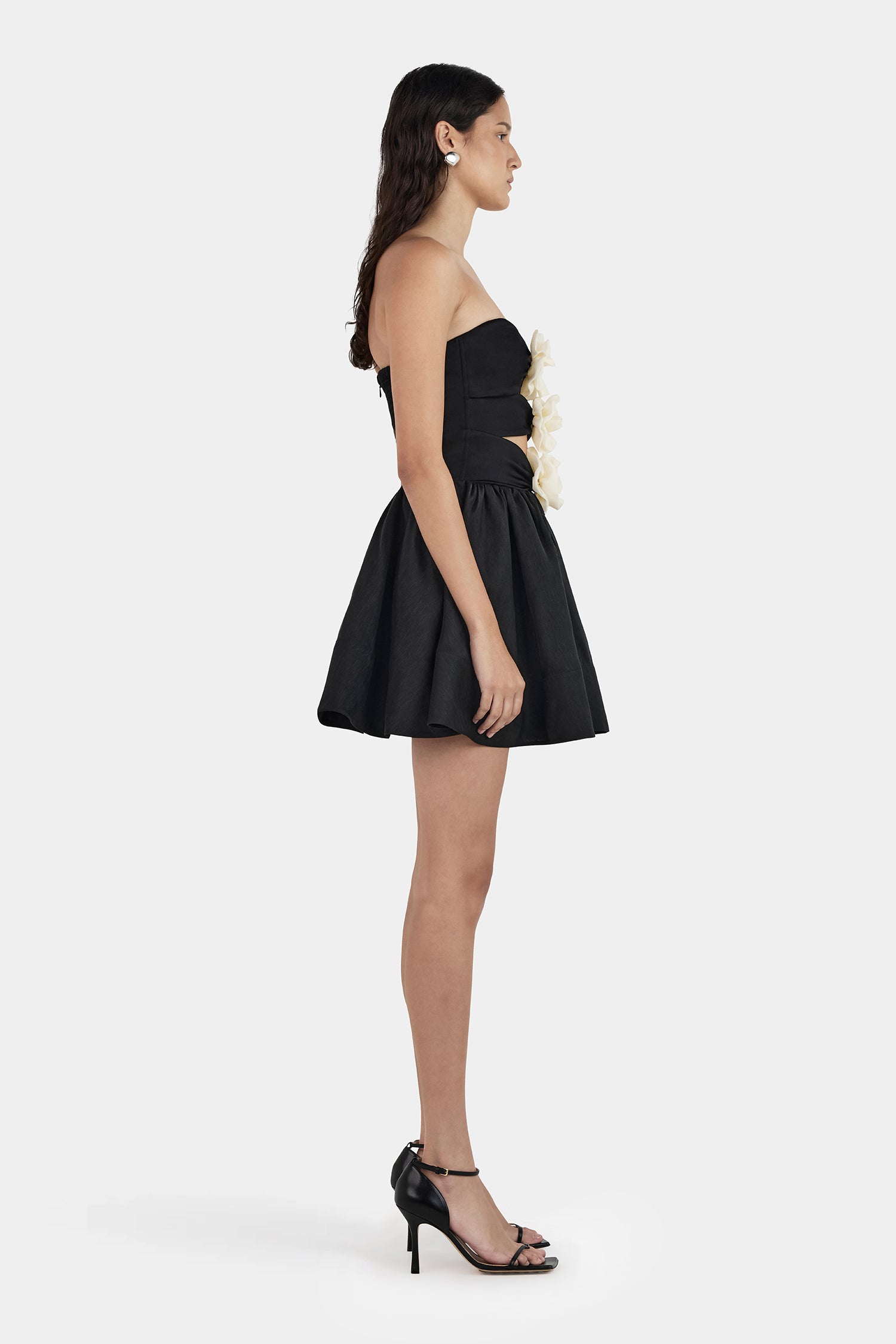 Jacquie Mini Dress Black/Cream Hansen & Gretel Jacquie Mini Dress Black/Cream Hansen & Gretel