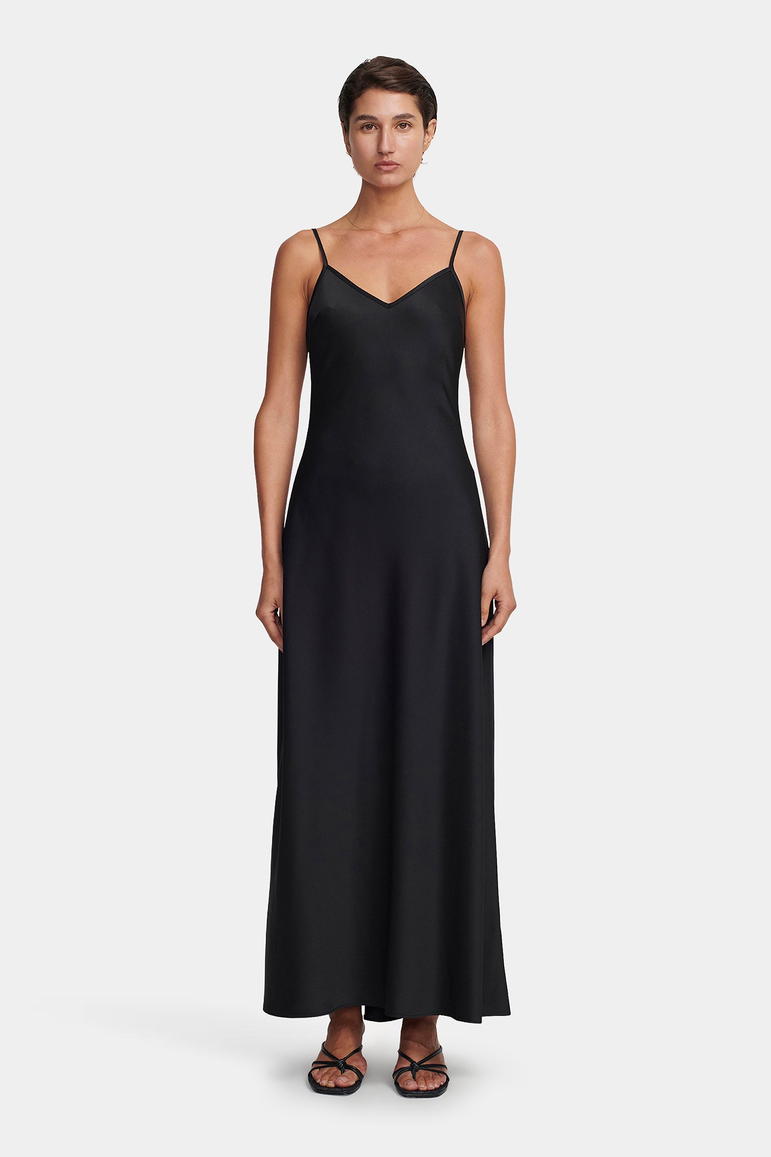 Timeless Slip Black – Hansen & Gretel