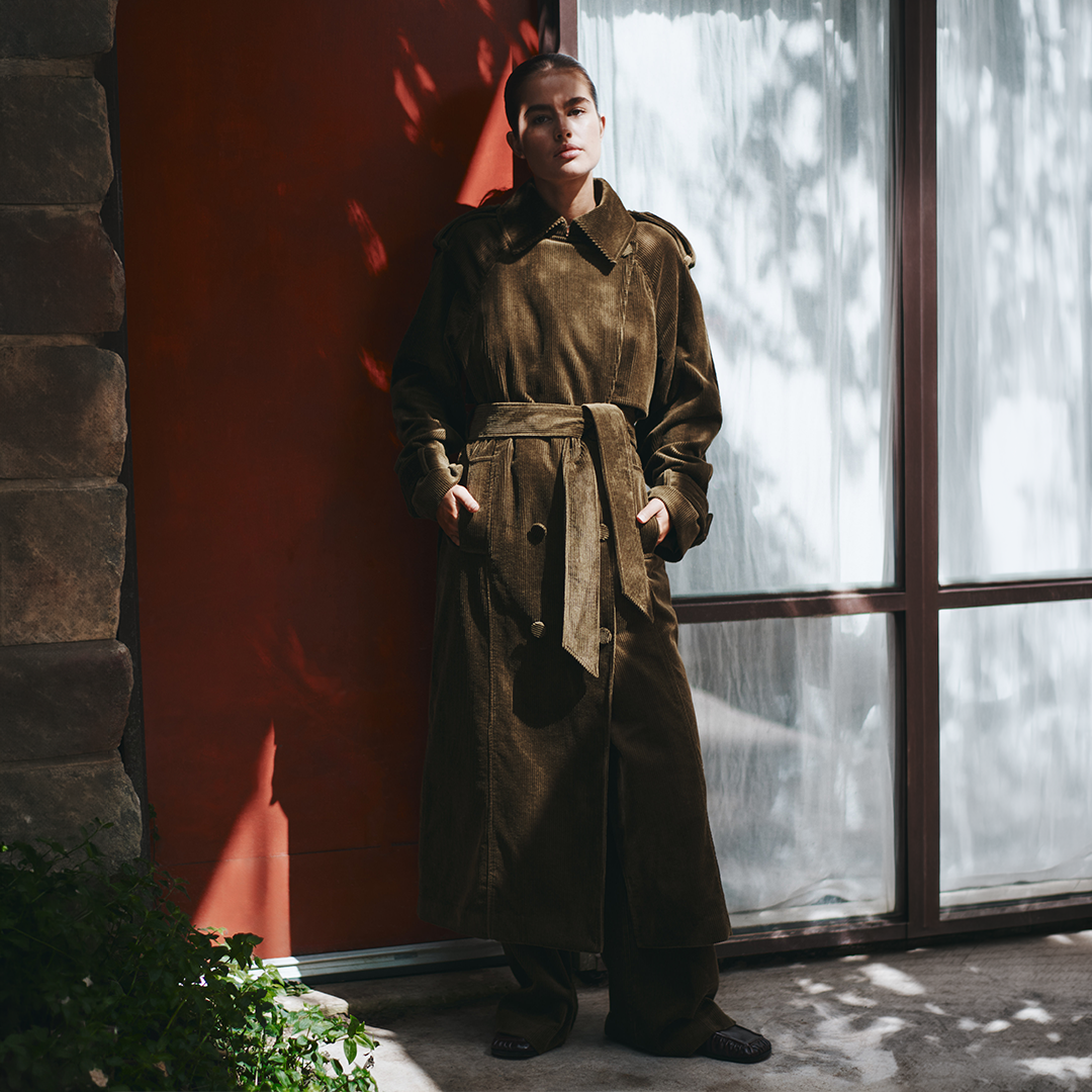 COATS & OUTERWEAR