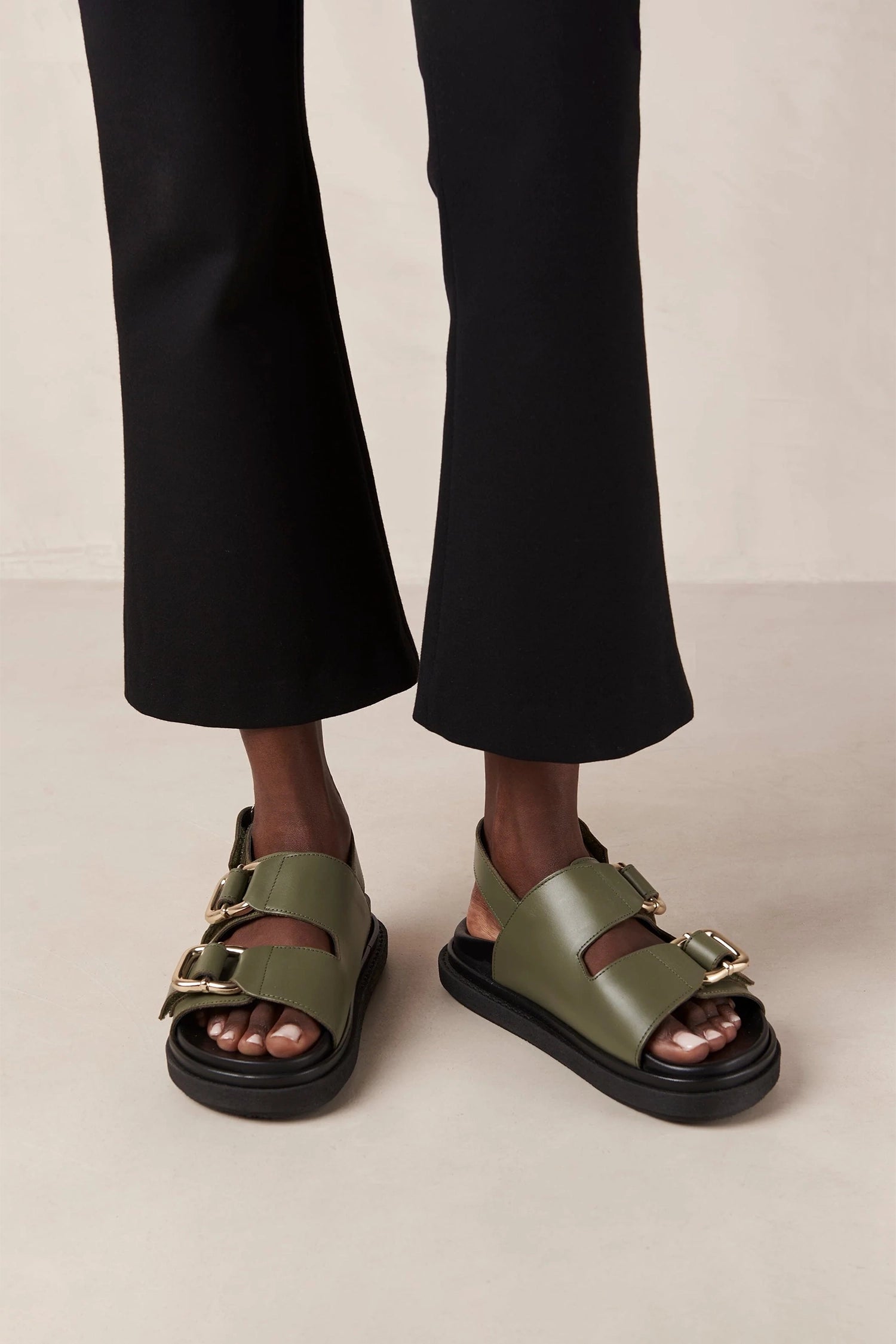 Alohas Harper Sandal Olive 40 OLIVE