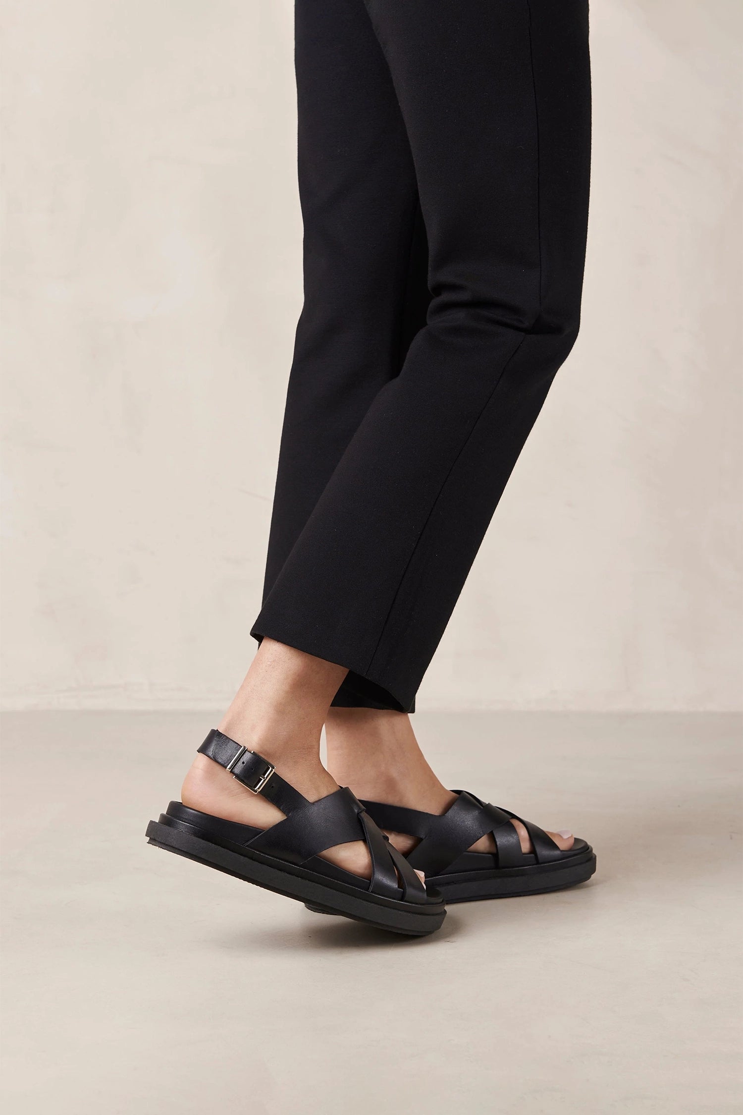 Alohas Trunca Padded Sandal Black 37 BLACK